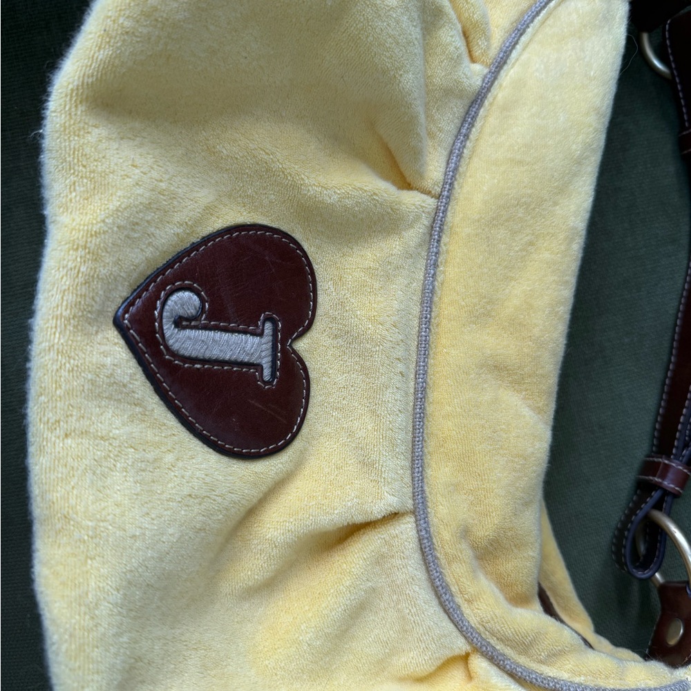 Y2K Juicy Couture Yellow Velour Strawberry Fields Gigi hobo - Picture 2 of 10